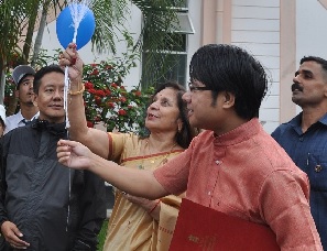 The First Lady of the State Smti. Neelam Mishra celebrate �Tourism Children's Festival� with Children�s at State Science centre, IG park Itanagar on 22nd October�2017. 